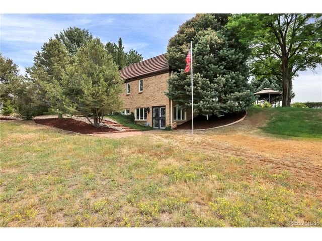 18347 E Glasgow Pl, Foxfield, CO 80016