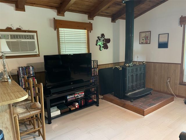 116 County Road 1513, Morgan, TX 76671