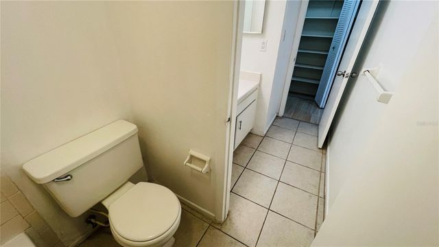 7504 NEEDLE LEAF PLACE 68, Tampa, FL 33617