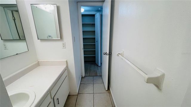 7504 NEEDLE LEAF PLACE 68, Tampa, FL 33617