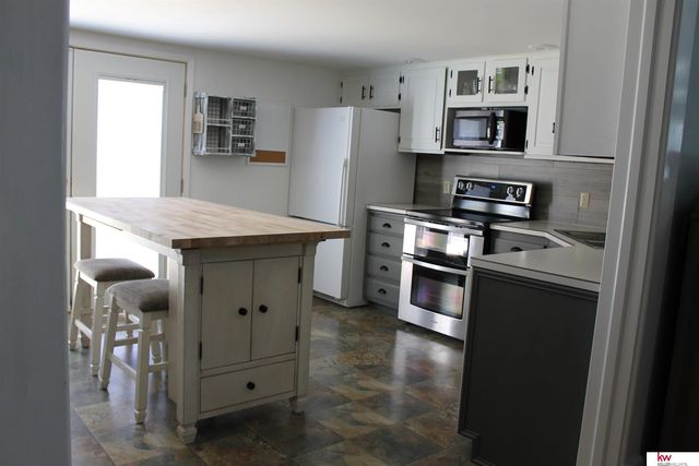 526 N National Avenue, Superior, NE 68978