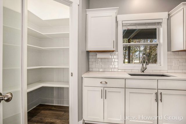 3303 Rosewood Street, Georgetown Twp, MI 49426