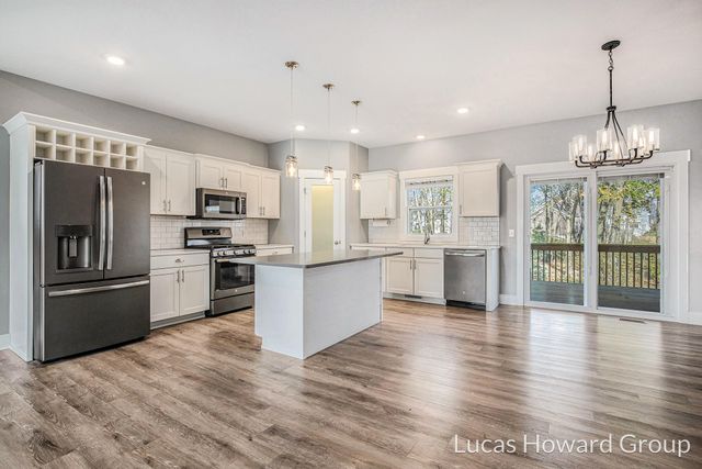 3303 Rosewood Street, Georgetown Twp, MI 49426