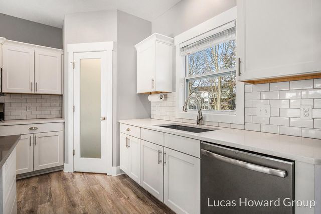 3303 Rosewood Street, Georgetown Twp, MI 49426