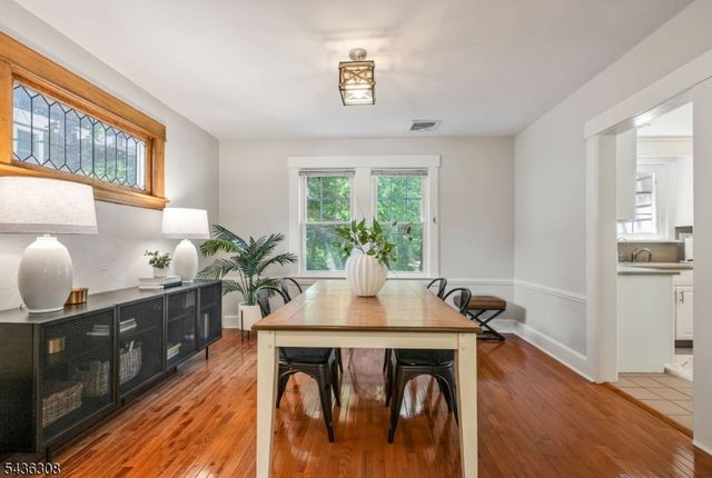 552 Hillcrest Rd, Ridgewood Village, NJ 07450