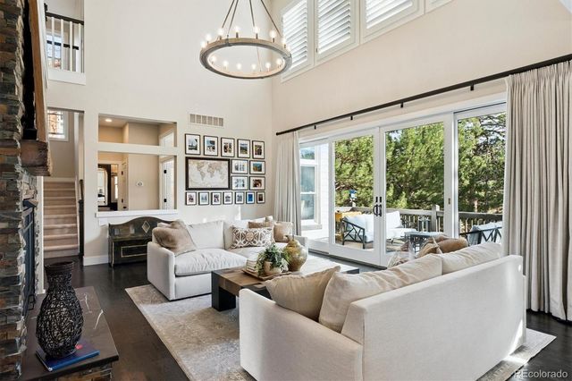 894 Parkcliff Lane, Castle Pines, CO 80108