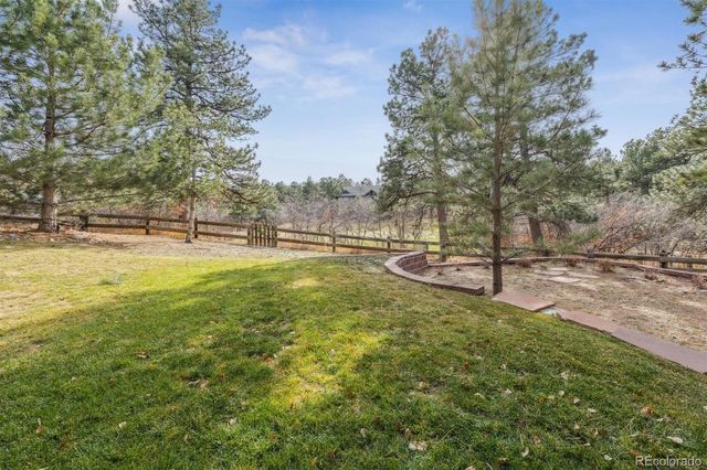 894 Parkcliff Lane, Castle Pines, CO 80108