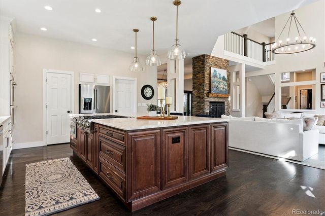 894 Parkcliff Lane, Castle Pines, CO 80108