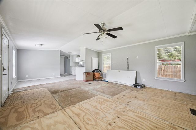 1314 Avenue A, Fresno, TX 77545