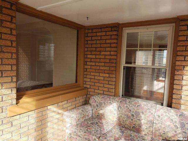 8300 US-150, Coal Valley, IL 61240