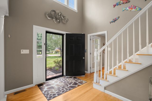 12 Winnecunnet Way, Easton, MA 02375