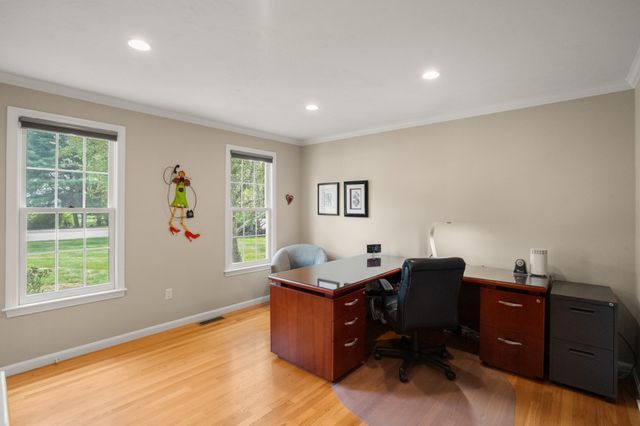 12 Winnecunnet Way, Easton, MA 02375