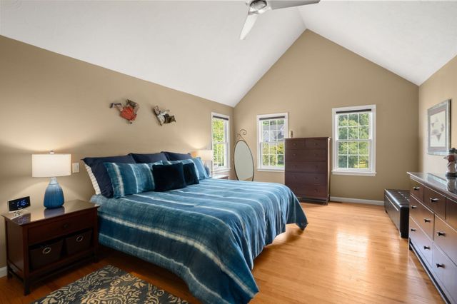 12 Winnecunnet Way, Easton, MA 02375