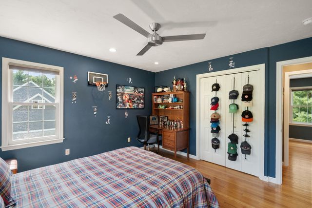 12 Winnecunnet Way, Easton, MA 02375