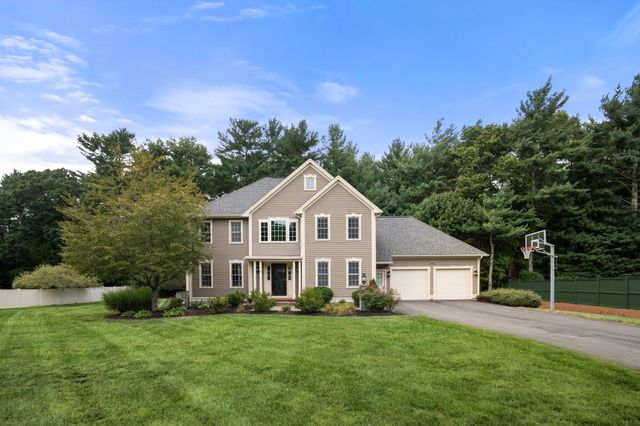12 Winnecunnet Way, Easton, MA 02375