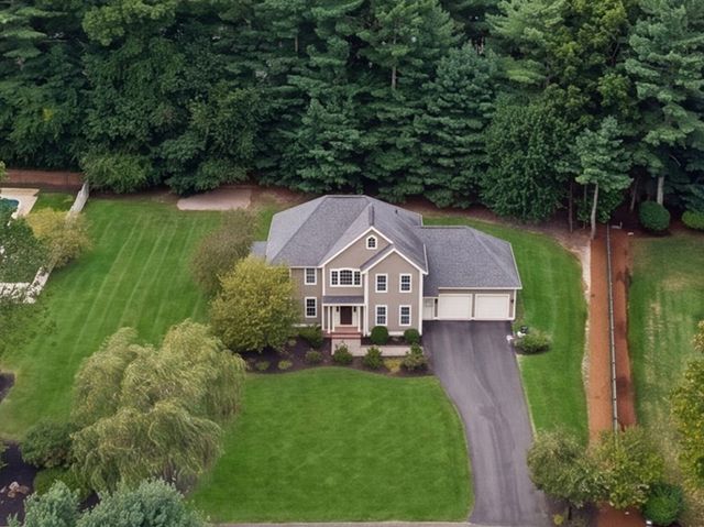 12 Winnecunnet Way, Easton, MA 02375
