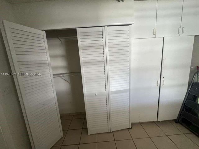 252 NW 48th Pl 252, Miami, FL 33126