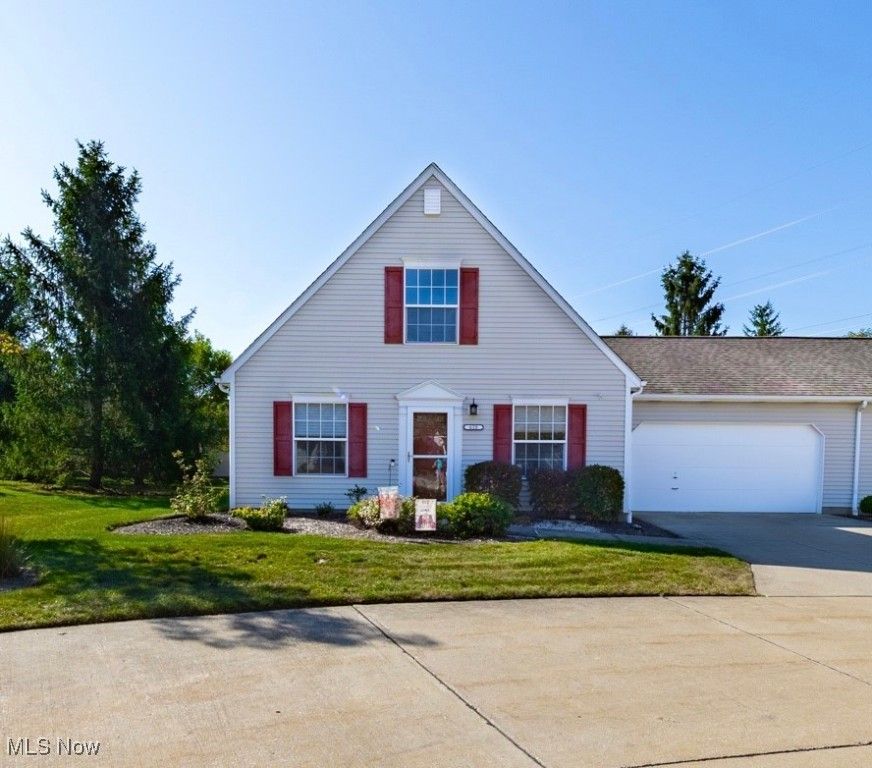 628 Windsor Lane, Northfield, OH 44067