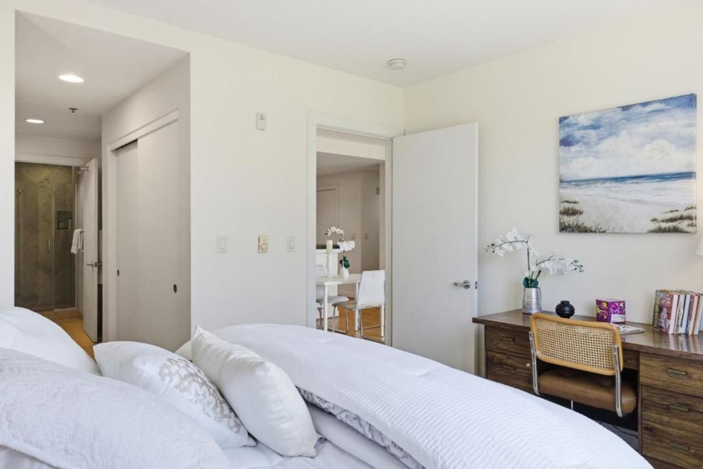 Image 19 of property listing at 255 Berry Street 320, San Francisco, CA 94158