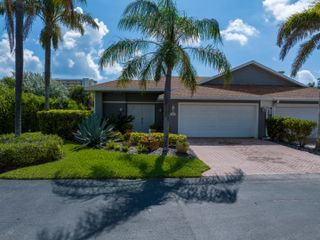 3268 Lakeshore Drive, Hutchinson Island, FL 34949