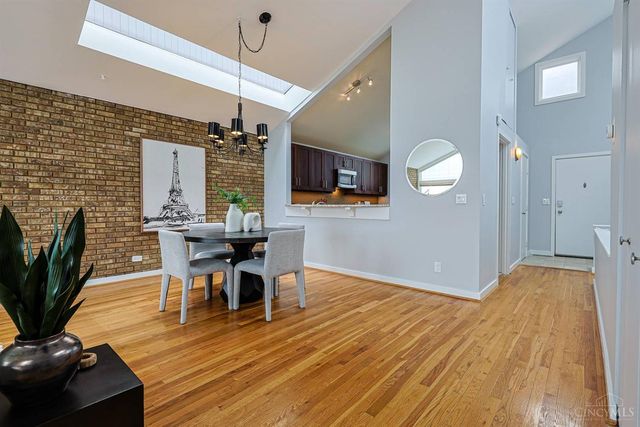 1040 Hatch Street, Cincinnati, OH 45202