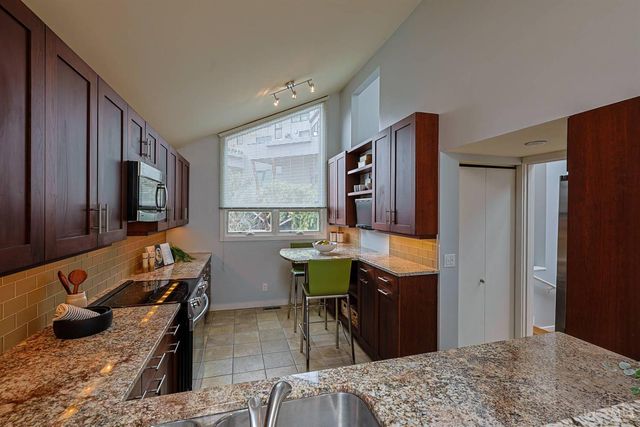 1040 Hatch Street, Cincinnati, OH 45202