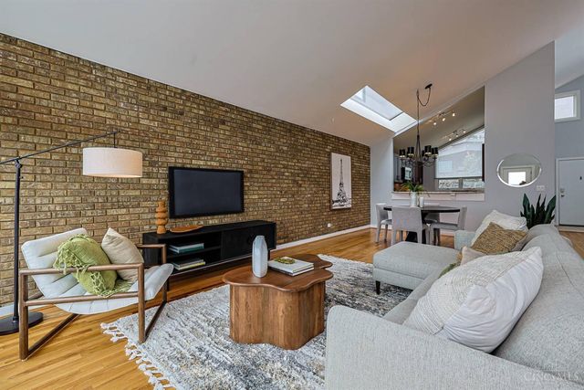 1040 Hatch Street, Cincinnati, OH 45202