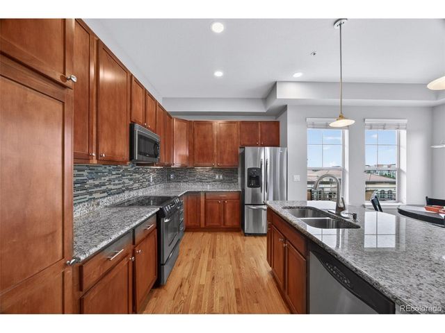 10111 Inverness Main St 302, Englewood, CO 80112