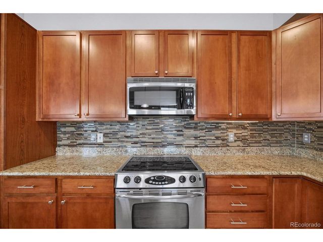 10111 Inverness Main St 302, Englewood, CO 80112