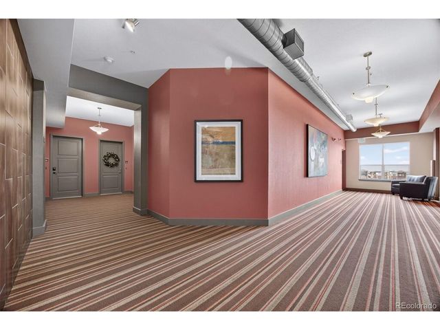 10111 Inverness Main St 302, Englewood, CO 80112