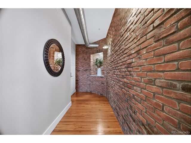 10111 Inverness Main St 302, Englewood, CO 80112