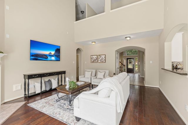 11407 Columbia Pines Lane E, Cypress, TX 77433