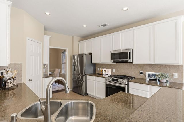 11407 Columbia Pines Lane E, Cypress, TX 77433