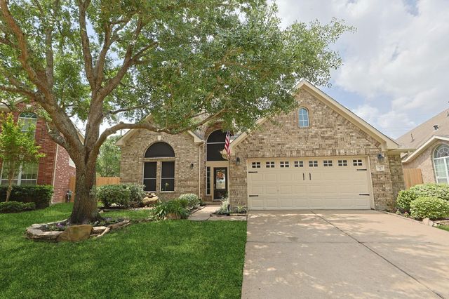 11407 Columbia Pines Lane E, Cypress, TX 77433