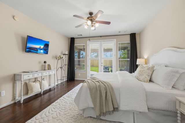 11407 Columbia Pines Lane E, Cypress, TX 77433