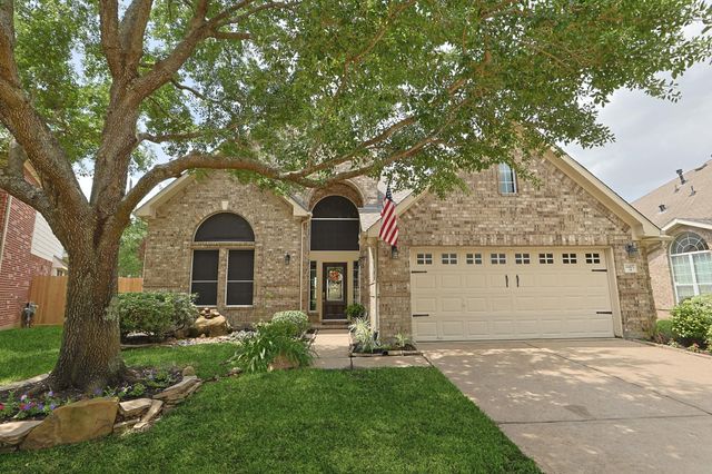 11407 Columbia Pines Lane E, Cypress, TX 77433