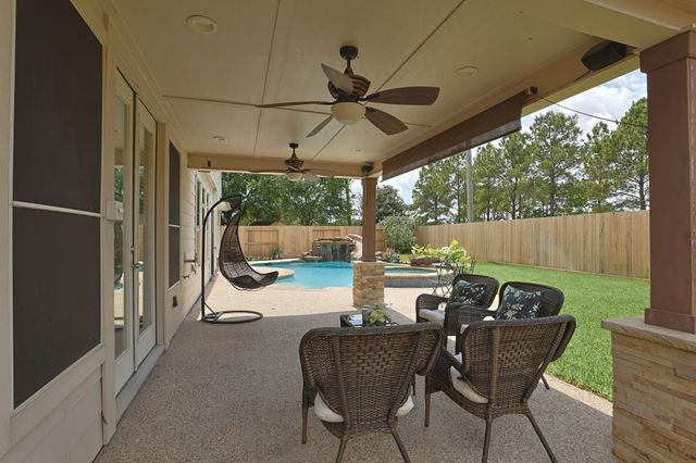 11407 Columbia Pines Lane E, Cypress, TX 77433