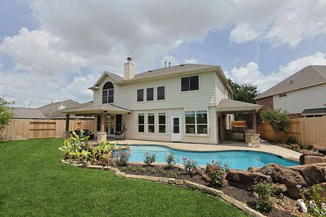 11407 Columbia Pines Lane E, Cypress, TX 77433