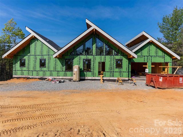 788 E Deep Gap Farm Road, Mill Spring, NC 28756