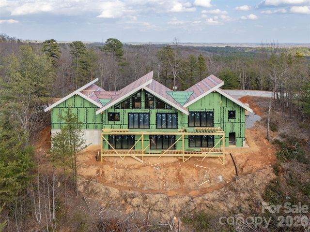 788 E Deep Gap Farm Road, Mill Spring, NC 28756
