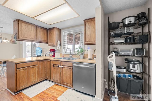 8285 N 5th W, Idaho Falls, ID 83401