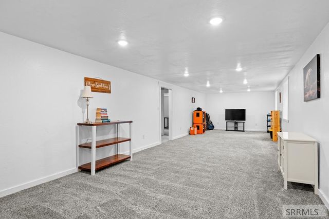 8285 N 5th W, Idaho Falls, ID 83401