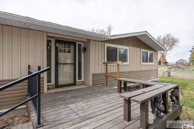 8285 N 5th W, Idaho Falls, ID 83401