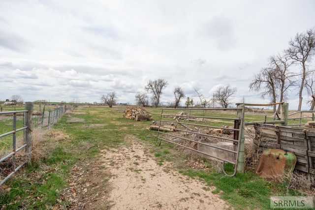 8285 N 5th W, Idaho Falls, ID 83401