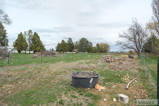 8285 N 5th W, Idaho Falls, ID 83401