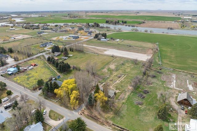 8285 N 5th W, Idaho Falls, ID 83401