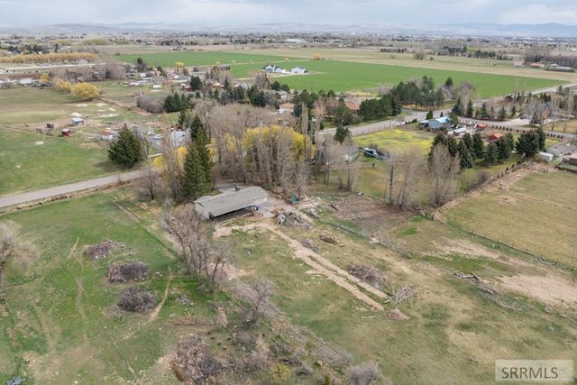 8285 N 5th W, Idaho Falls, ID 83401