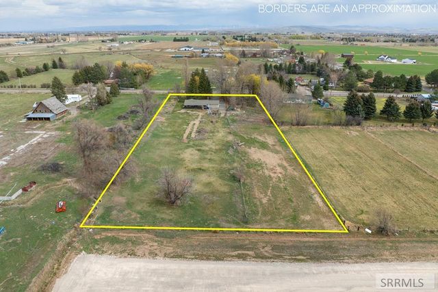 8285 N 5th W, Idaho Falls, ID 83401