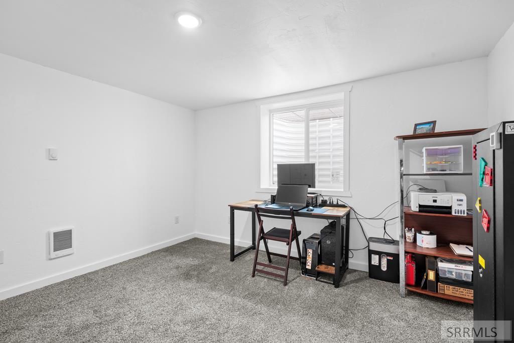 Image 30 of property listing at 8285 N 5th W, Idaho Falls, ID 83401