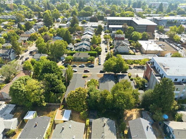 2337 Se 48TH Ave, Portland, OR 97215